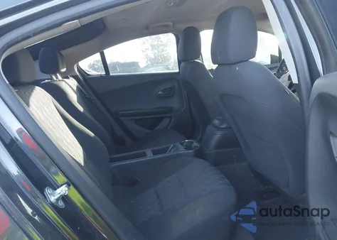 2015 Chevrolet Volt z USA, uszkodzony, nr VIN 1G1RC6E47FU107358